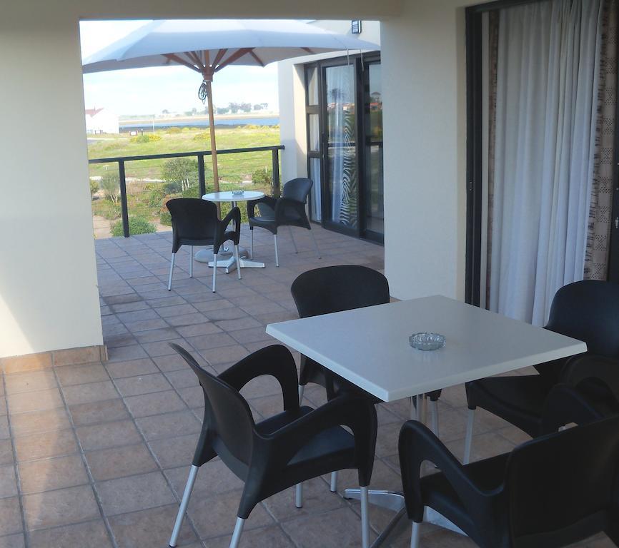 Le Marina B&B Velddrif Eksteriør billede