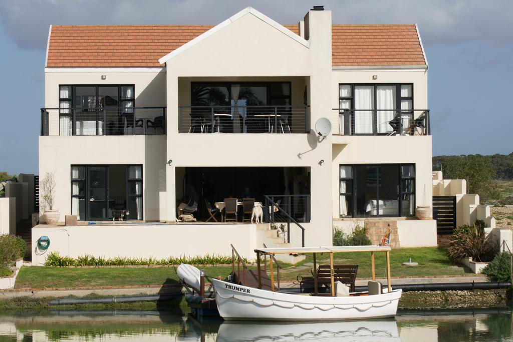 Le Marina B&B Velddrif Eksteriør billede